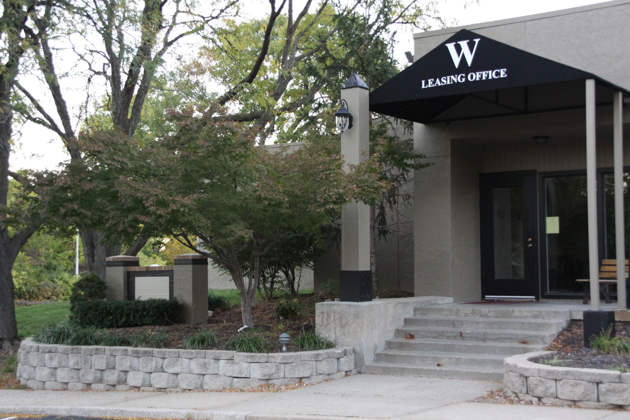 Wellington Club and Apartments Apartments, Affordable Apartments